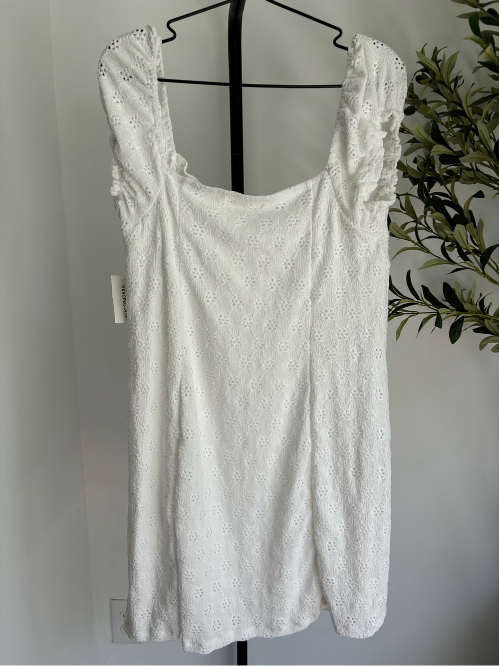 • [Aeropostale] Eyelet Mini Dress • - Picture 6 of 9